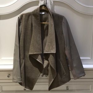 Vince Taupe leather and beige wool jacket Size M